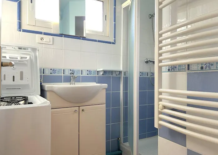 Lv480-316 2 Pieces 2 Couchages * Le Lavandou